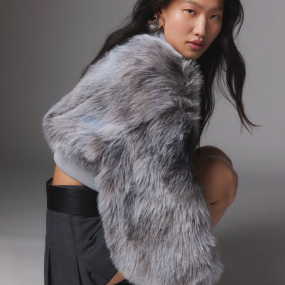 Portia Faux Fur Cropped Jacket - Picture 4 of 6